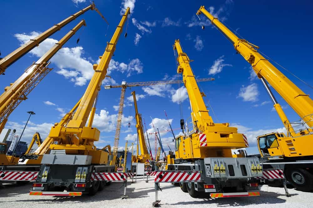 Everything You Need to Know About Hiring Mobile Cranes